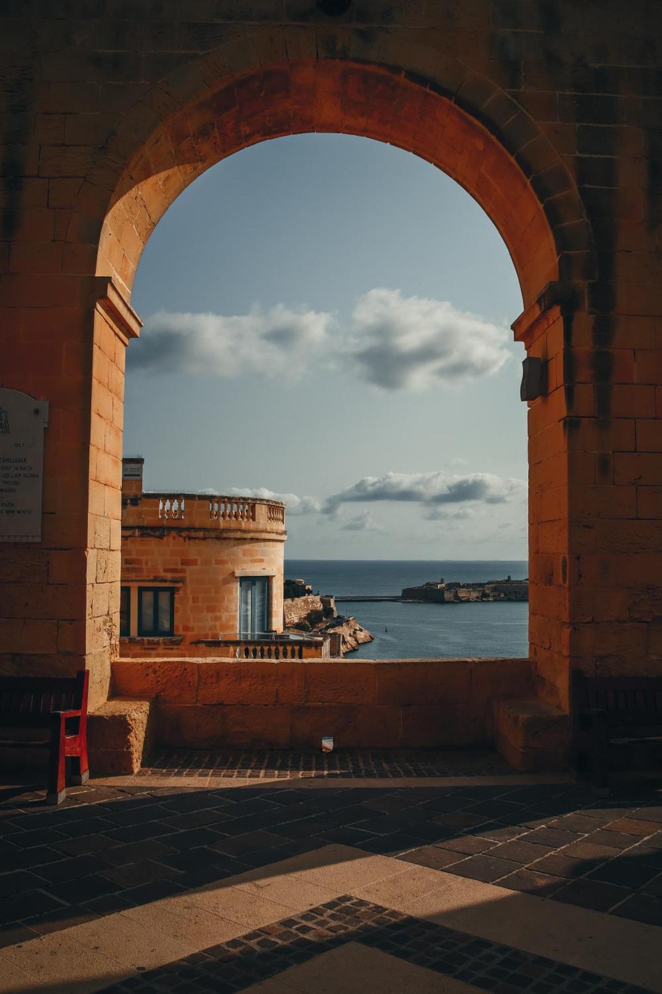 A Luxurious Palazzo In Valetta With Private Pool By 360 Estates Villa