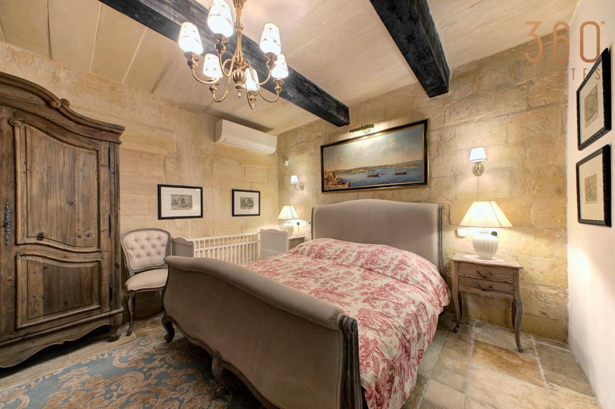 A Luxurious Palazzo In Valetta With Private Pool By 360 Estates