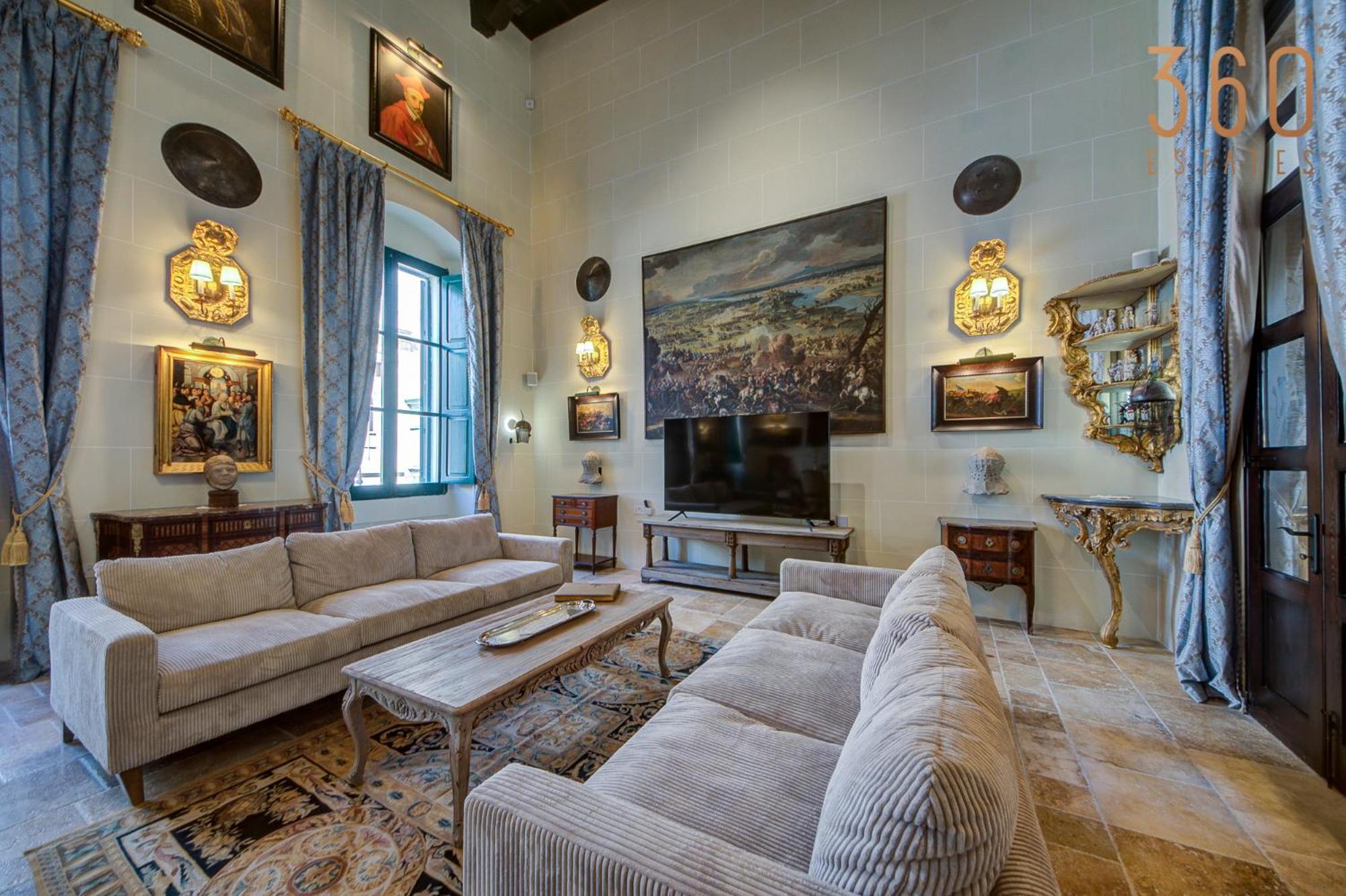 A Luxurious Palazzo In Valetta With Private Pool By 360 Estates