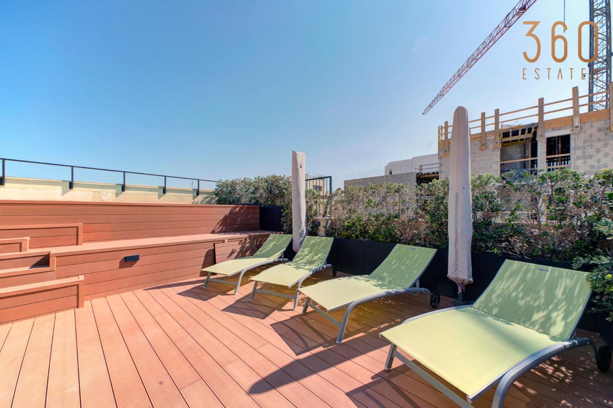 A Luxurious Palazzo In Valetta With Private Pool By 360 Estates Villa