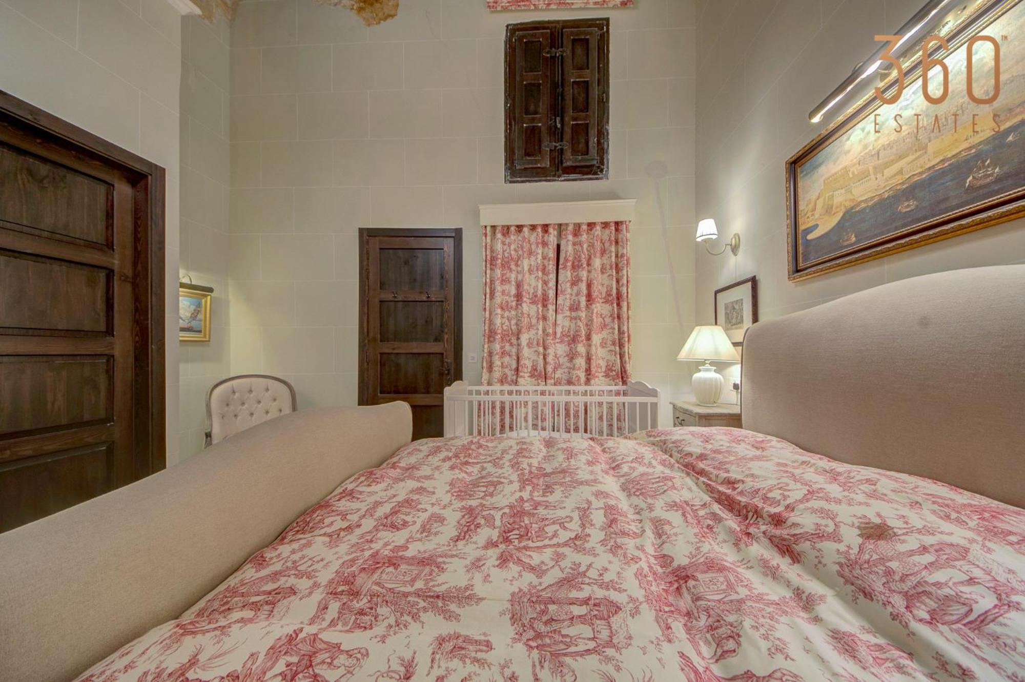 A Luxurious Palazzo In Valetta With Private Pool By 360 Estates *